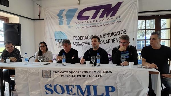 HOY EN LA PLATA: Reunión de Regional de nuestra FESIMUBO.